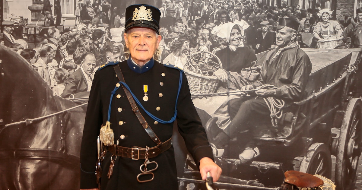 Maarten (82) maakte alle edities van de Oud-Veluwse markt mee, jarenlang als ‘Bromsnor’, straks is h