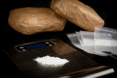 Gekraakte telefoon vol wapendeals wordt gebruikt op zijn adres, maar Vaassenaar (57) zegt: ‘Het is n