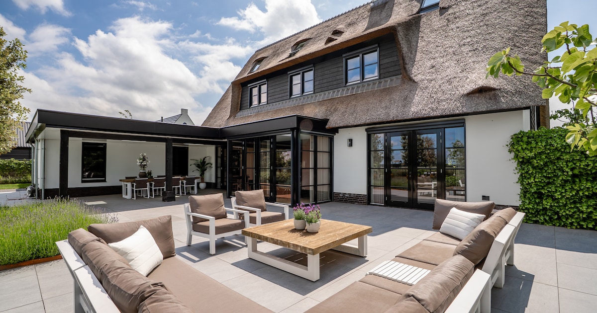 Grote villa in Hoeksche Waard te koop: ‘Als je een hekel hebt aan ...