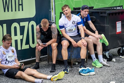 Running events take heat precautions, one race cancelled