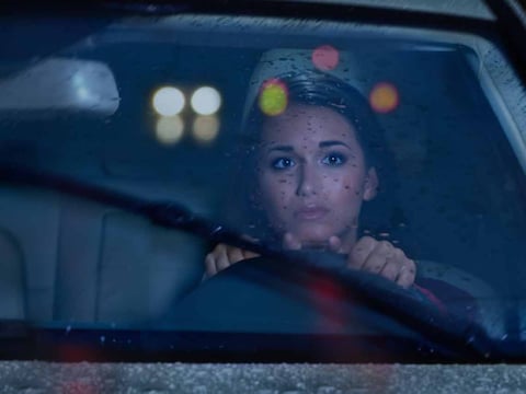 Nachtblindheid kan leiden tot gevaarlijke situaties in het verkeer.