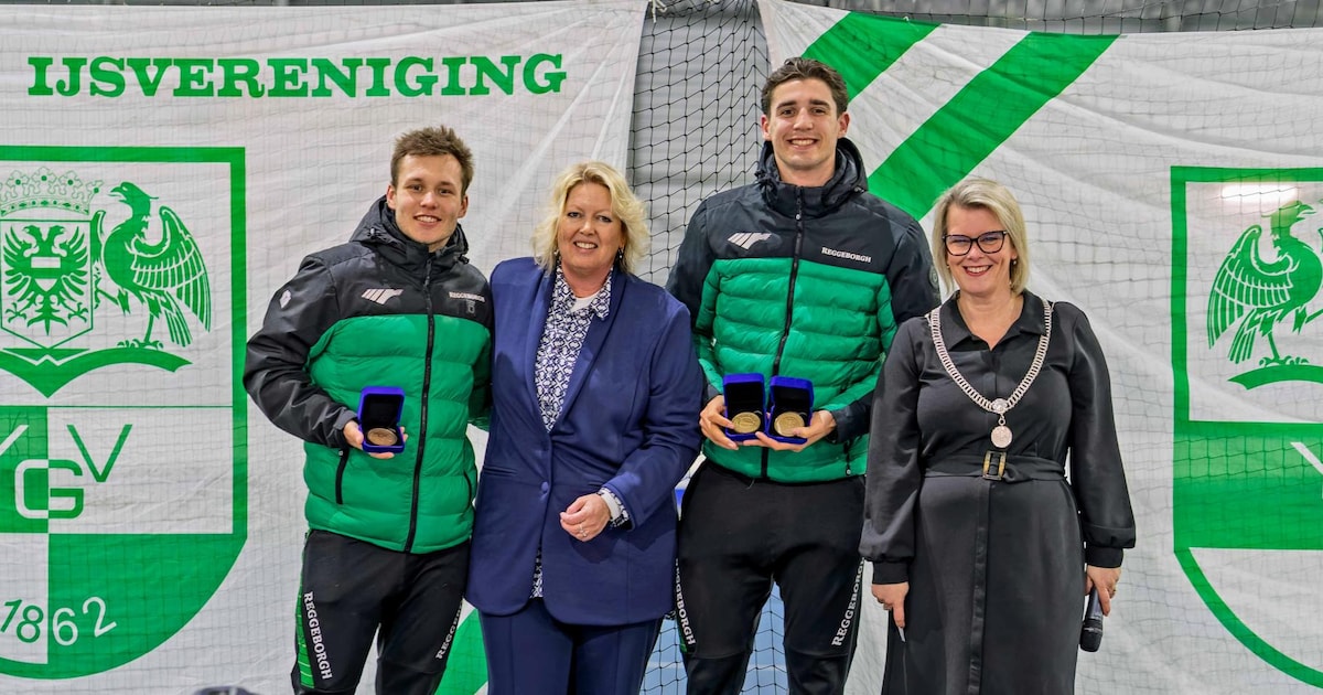 Schaatsers Jenning de Boo en Marcel Bosker gehuldigd in Groningen