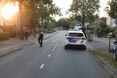 Fietser zwaargewond bij aanrijding in Bergen op Zoom, traumahelikopter ter plaatse