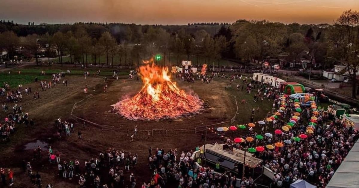 Heino ontsteekt zondagavond het paasvuur, met optredens van diverse artiesten