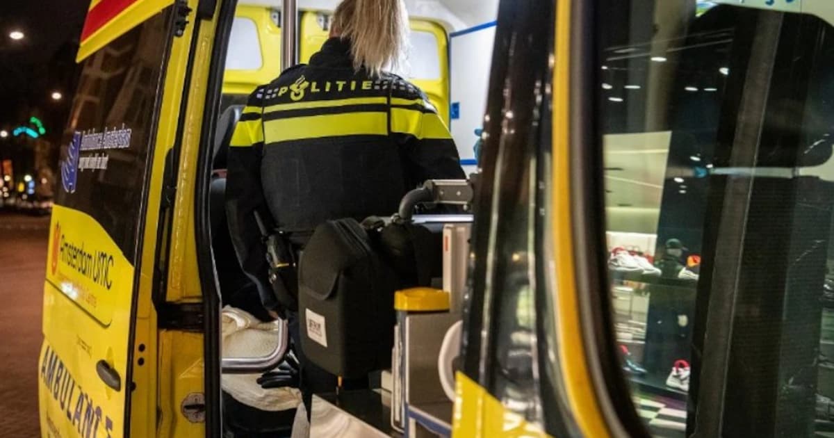 Moeder en kind zwaargewond na aanrijding in Maastricht