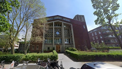 Haagse Fundaparel: wonen in een voormalige kerk met een flinke tuin