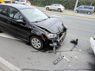 Drie auto’s betrokken bij kettingbotsing in Tiel