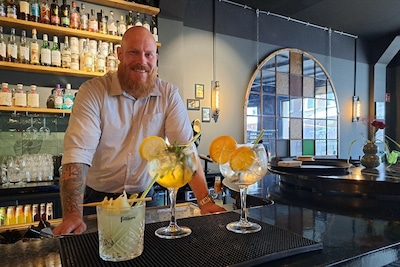 Kroegbaas Marco tipt 3 makkelijke cocktails: 'Zomers en erg lekker'