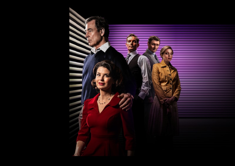 ‘Dial M for Murder’ met hoofdrollen voor Erik de Vogel en Caroline De Bruijn.