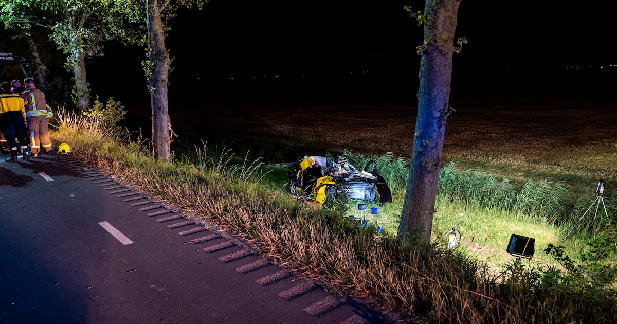 Twee doden (18 en 33) bij ernstig ongeluk in Dirksland, derde inzittende zwaargewond