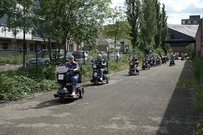 Scootmobieltoertocht door Veenendaal