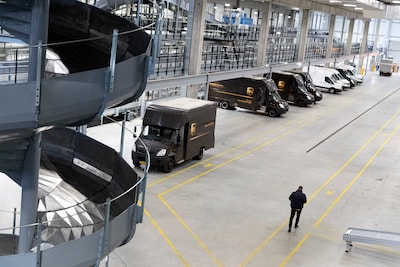 Knokpartij bij UPS in Eindhoven kost medewerker zijn baan, maar werkgever was te traag met ontslag