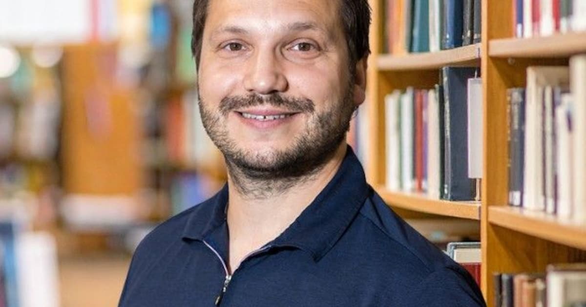 Specialist ouderengeneeskunde Christophe van Dijken spreekt over dementie en ouderenzorg in Nuth