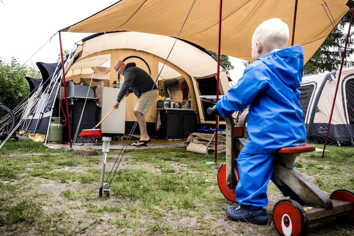 zomer-op-zn-hollands-vrijdag-en-zaterdagmiddag-prachtig-weer-daarna-veel-regen