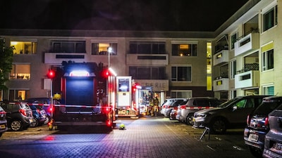 Bewoners tijdelijk uit woningen na brand in flat Haaksbergen