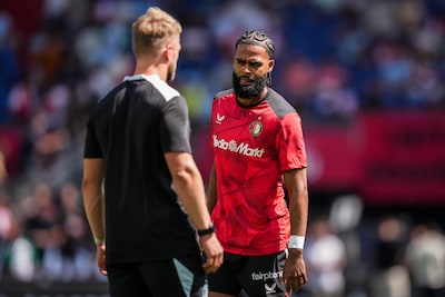 Feyenoord met captain Hadj Moussa begonnen aan oefenduel met Atalanta, dat extra lang duurt