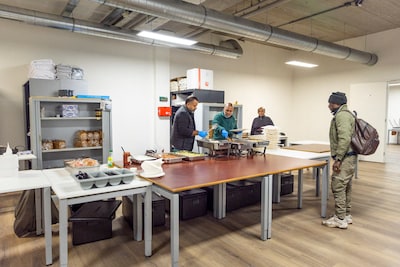 Leger des Heils opent extra inloop voor daklozen op koude dagen: ‘Tientallen mensen in de kou’