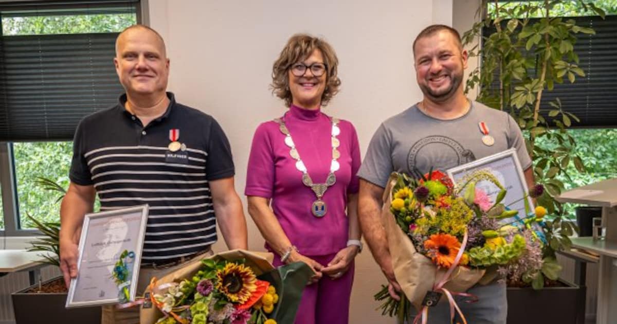 Onderscheiding voor Jan Arie en Vlad die overvaller overmeesterden: ‘Twee moedige mannen’