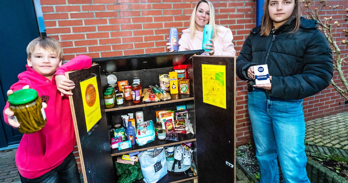 Danielle helpt inwoners door dure tijden heen met buurtkast: ‘Niemand hoeft zich bezwaard te voelen’