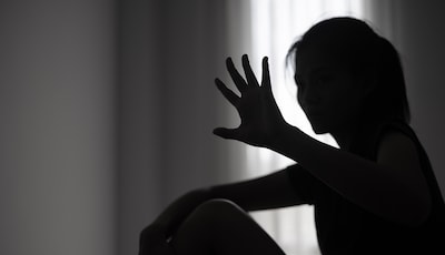 Man (31) uit Hengelo veroordeeld voor seksueel misbruik van slapende buurvrouw