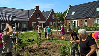 Demand for nursing home beds, but seniors don't want to go