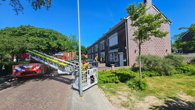 Vlam in de pan zet keukenkastjes in Dordtse woning in brand