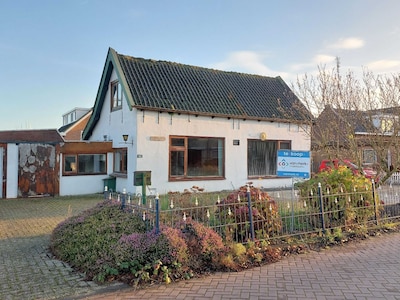 Tsjilp! 't Mussehuis aan de Rokkeveenseweg Zuid staat te koop