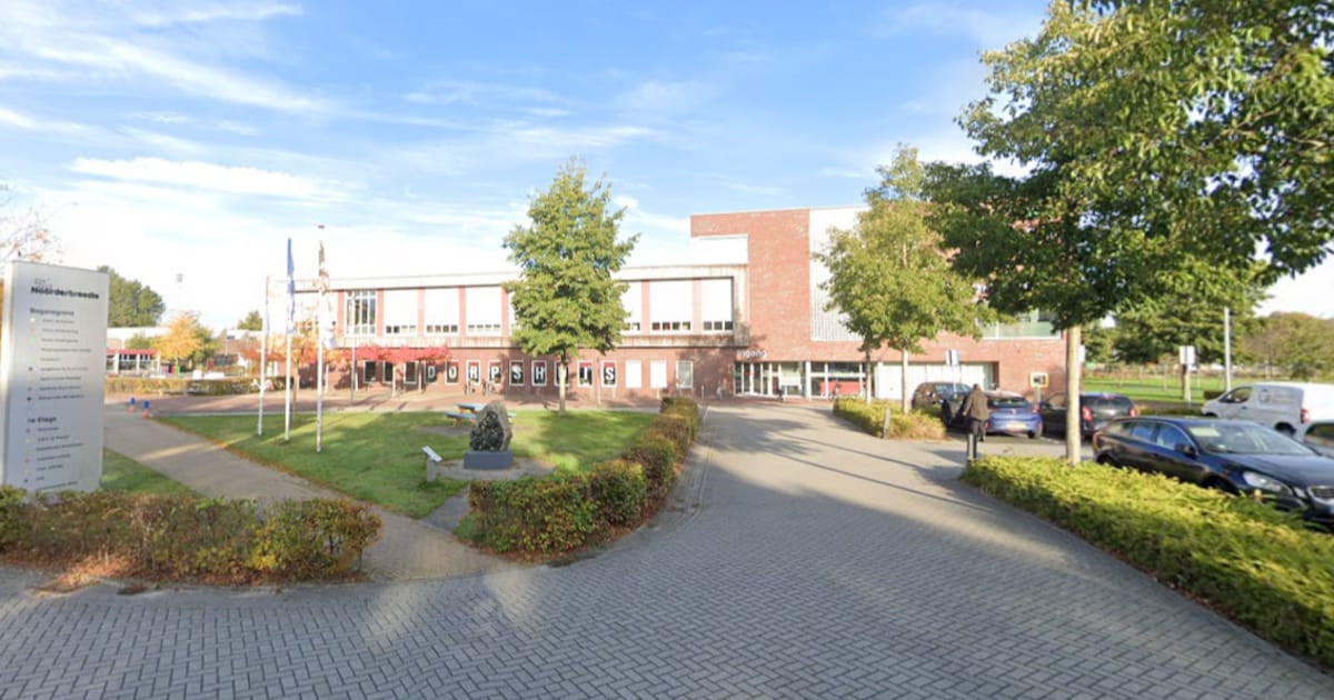 Theater Pierewaai speelt poppenvoorstelling in Nieuw-Buinen