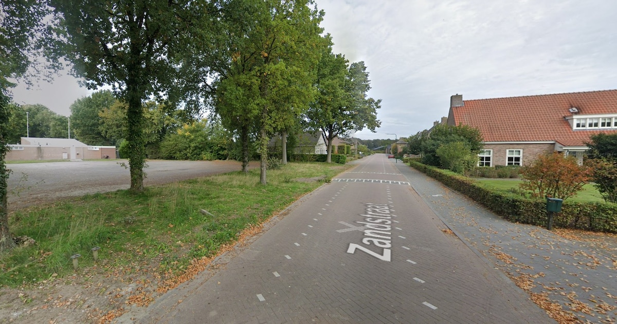 Parkeerterreinen bij Zandstraat en Speelveld in Alphen niet bereikbaar door archeologisch onderzoek