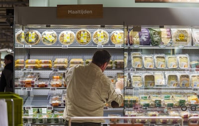 Supermarkten waarschuwen voor mogelijk ongare kippendijspiesjes