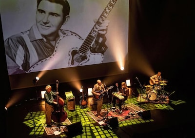 Terug naar de jaren ’50 en ’60 met rock-’n-rollklassiekers van The Wieners in Warmond