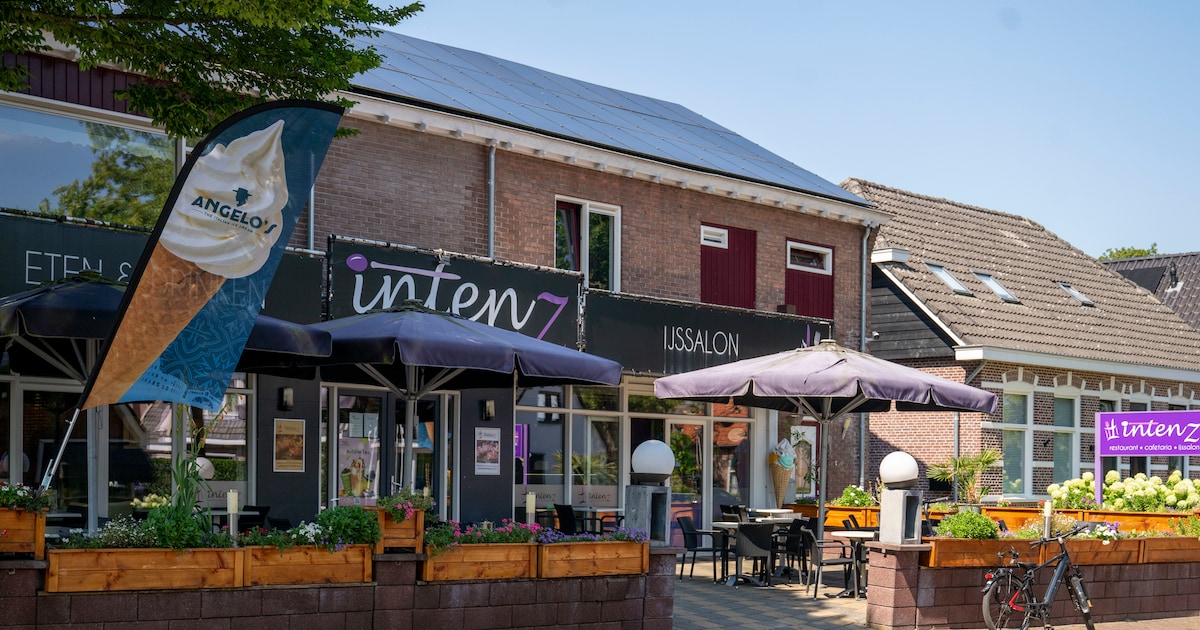 Vervelend gedrag van Hellendoornse jongeren op terras hakt erin bij medewerkers: ‘Jij bent een slet 