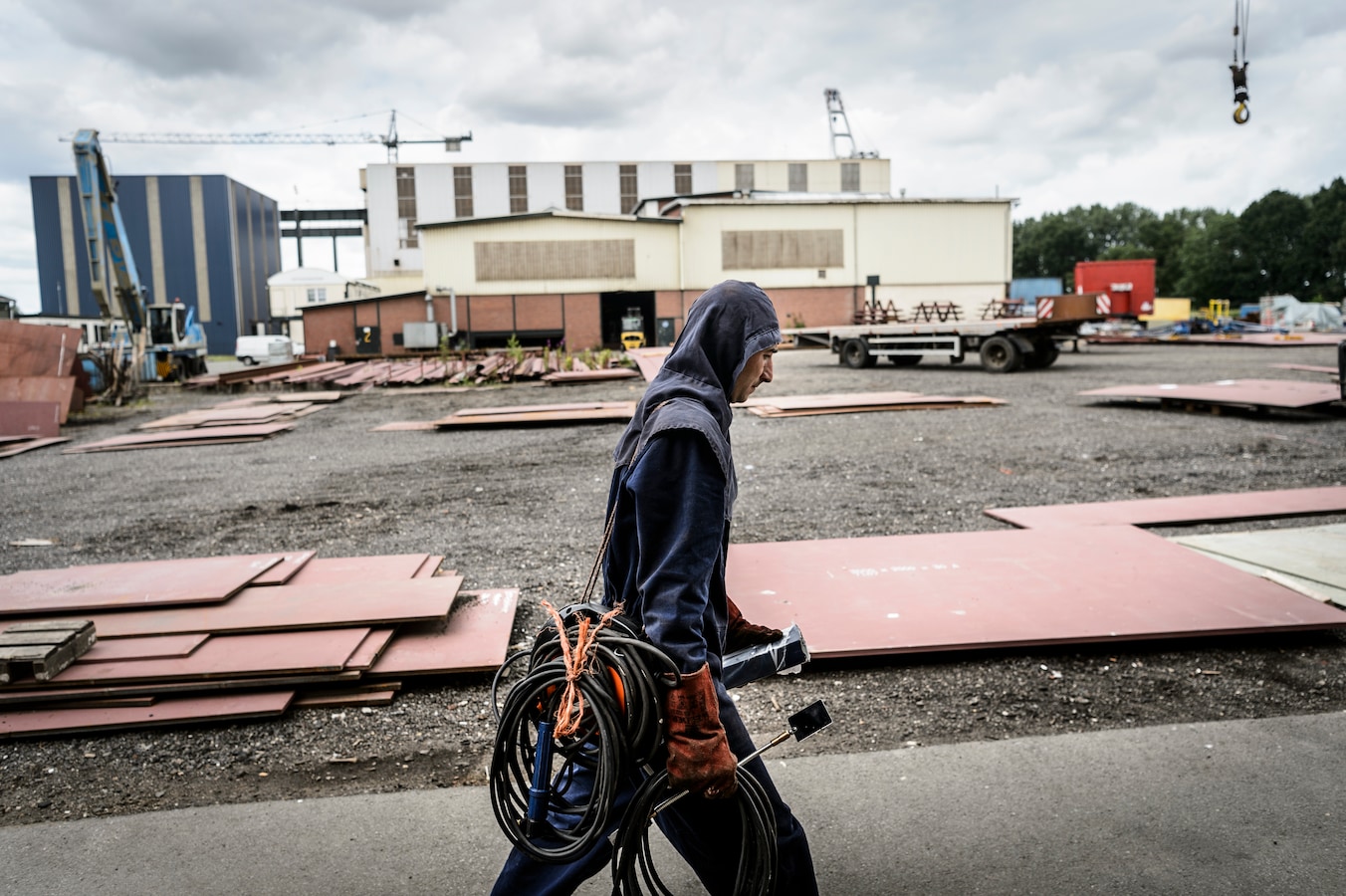 volgens-rotterdamse-zorginstellingen-maken-37-uitzendbureaus-zich-schuldig-aan-uitbuiting-van-arbeidsmigranten