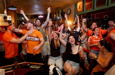 Tot ver in de ochtend juichen voor Oranje? Deze kasteleins zetten de deur gewoon open