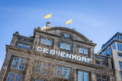 Wie bestelt bij Bijenkorf, moet door datalek zeker tot september wachten op pakketje