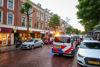 Jongen (13) aangehouden na overval met mes op McDonalds in Zwart Janstraat