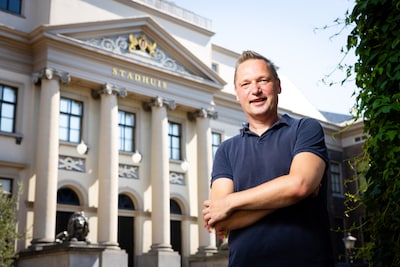 Scheldpartijen en vernielingen houden Dordtse Pride niet tegen: ‘Sommige bezoekers durven niet meer 
