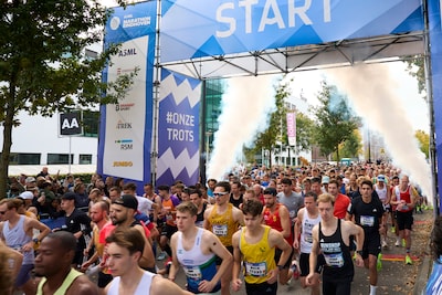 Lopen, wandelen, kijken door jong en oud: Eindhoven heel het weekend in het teken van de marathon