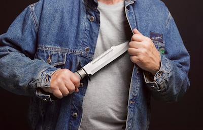 Man met kapmes aangehouden bij revalidatiecentrum De Hoogstraat: ‘Bedreigde agenten met de dood’