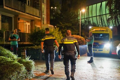 Man gestoken in woning in Dordrecht, vrouw aangehouden