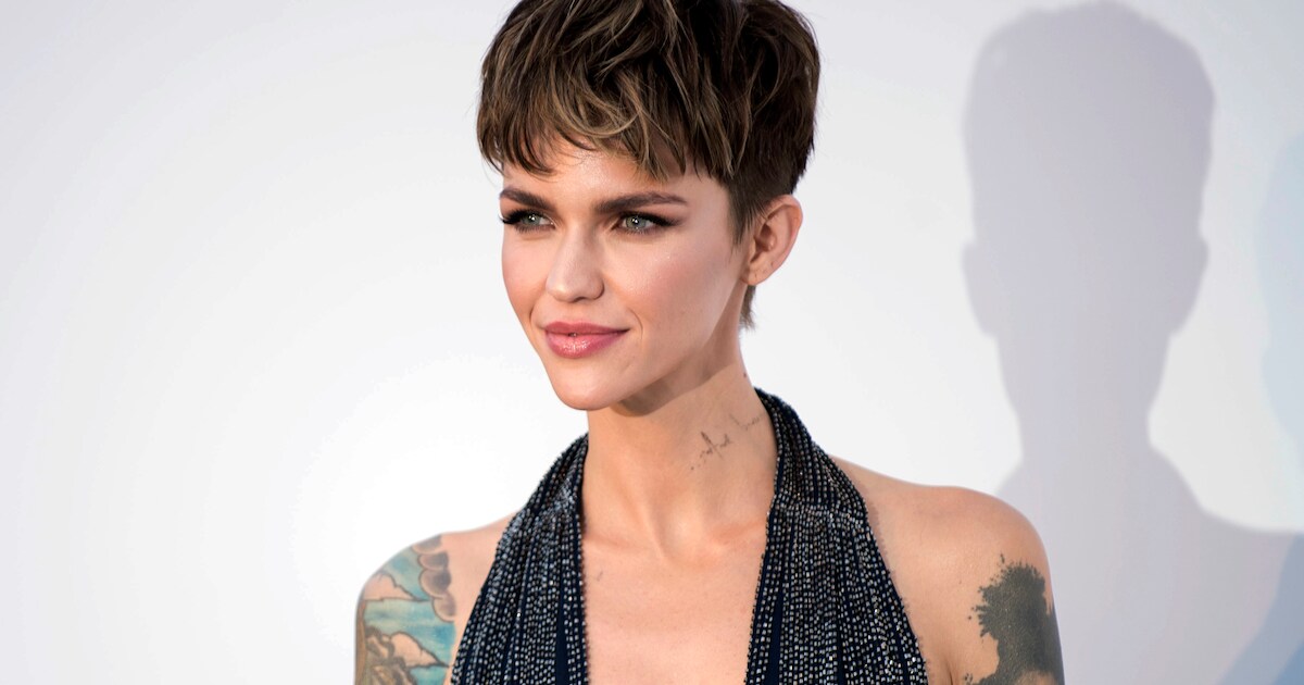 Batwoman Ruby Rose bijna verlamd na mislukte stunt | Show | AD.nl