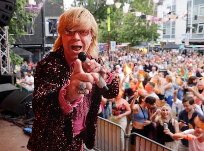 Bennie Solo wil maandagavond het Hertogplein in Nijmegen laten ontploffen met ‘Al mot ik krupe’
