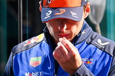 Zien we Max Verstappen ooit nog racend terug in eigen land na Zandvoort-crash? ‘Ik had hier op meer gehoopt’