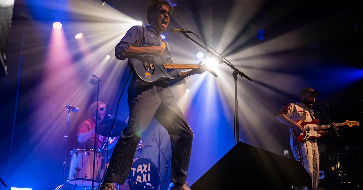 TAXITAXI speelt punkconcert in Bibelot Dordrecht