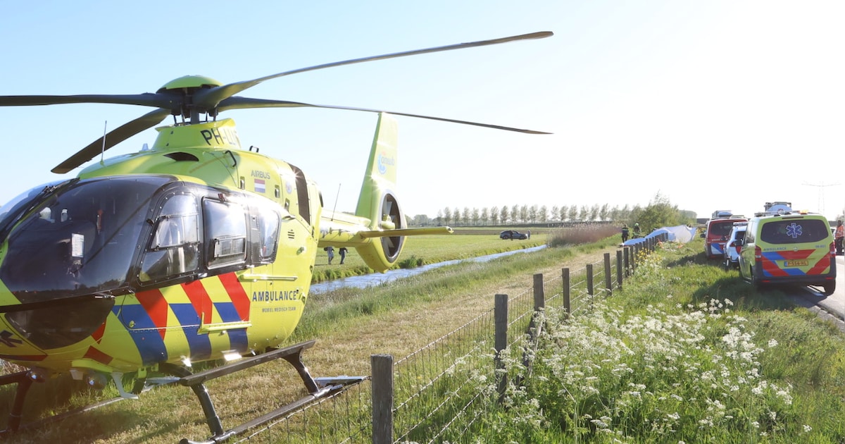 Frontale botsing op Maas en Waalweg in Beneden-Leeuwen: gewonde naar ziekenhuis