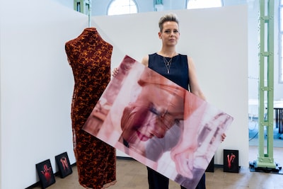 Sekswerker Eve laat in expositie zien hoe pijnlijk vooroordelen zijn: ‘Ik moet altijd een stukje pri