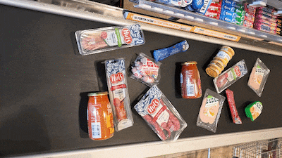 Van rookworst tot Chicken Tonight: een rondje door de supermarkt laat zien hoe groot Zwanenberg is