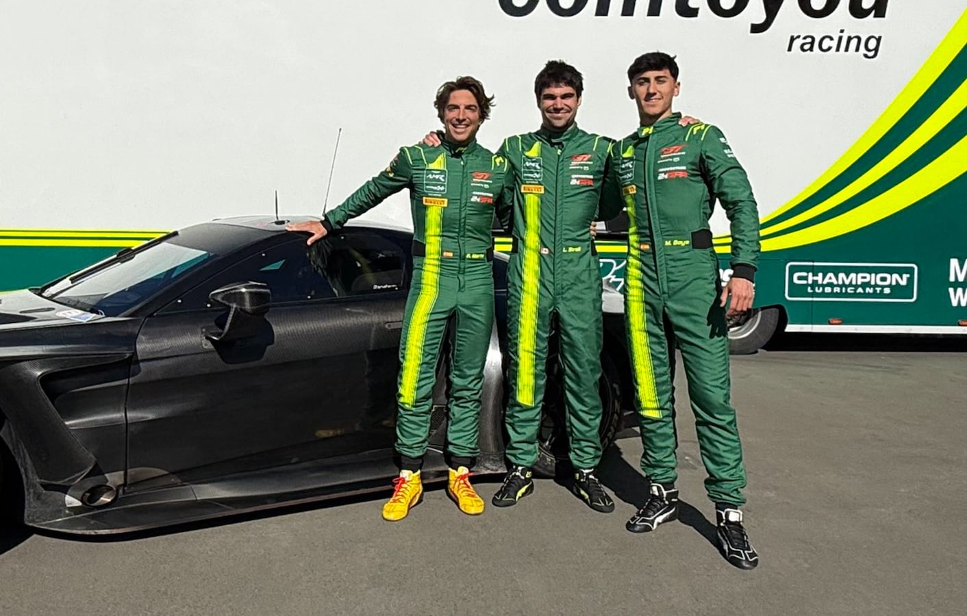 Max Verstappen inspireert collega's: volgende coureur maakt uitstapje  buiten de Formule 1 | Foto | AD.nl