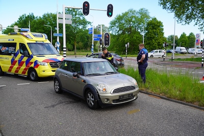 Bestuurder aangehouden na botsing met fietser in Zwolle