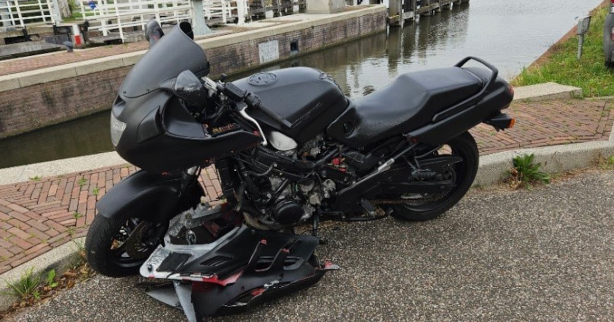 Eigenaren van auto en motor gezocht in ter Aar en Nieuwveen